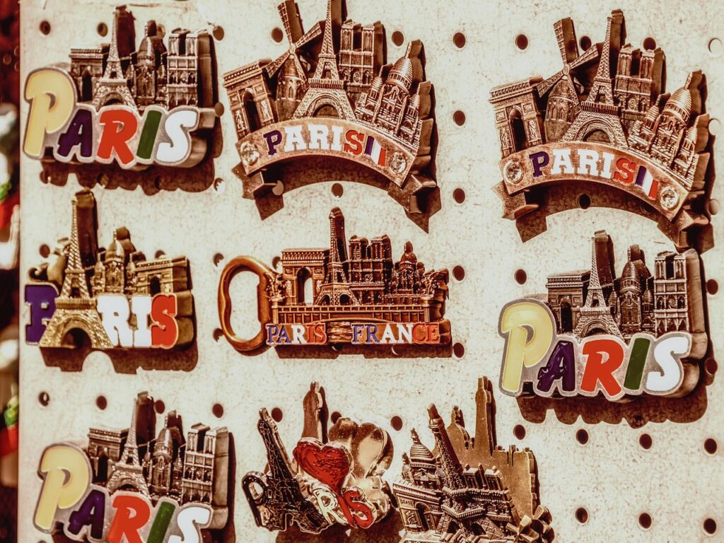 ChatGPTを使ったSNS広告の無料リポスト例文とは？